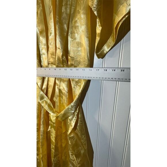 Vintage 100% Silk Yellow Kimono Robe | Dragon Embroidered | Luxury Lounge Wear - Picture 6 of 7